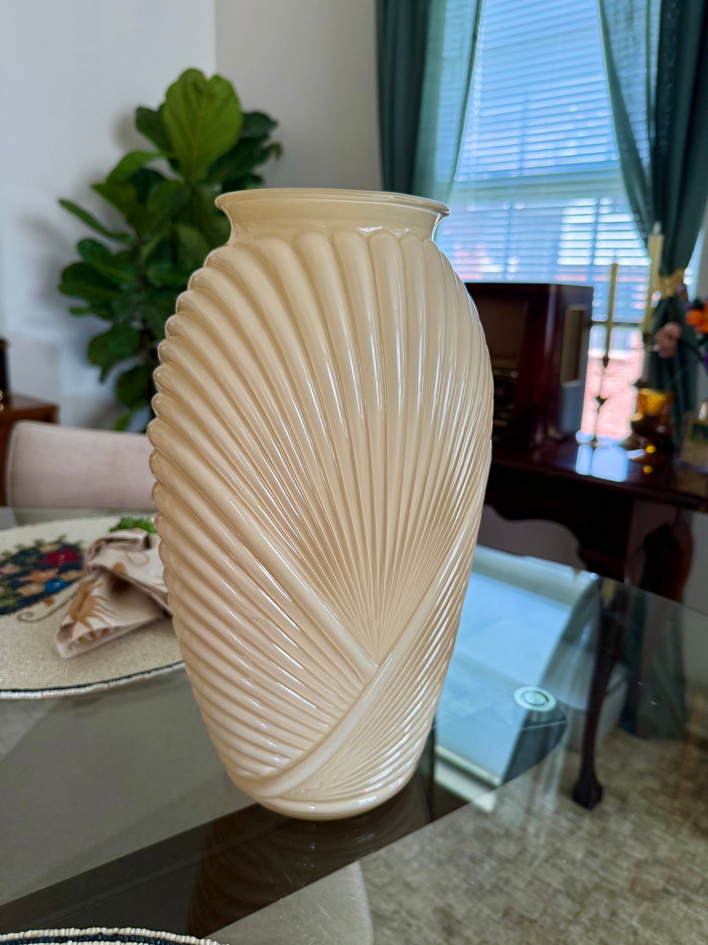 Vintage 1980’s Art Deco Hollywood Regency Glass Vase