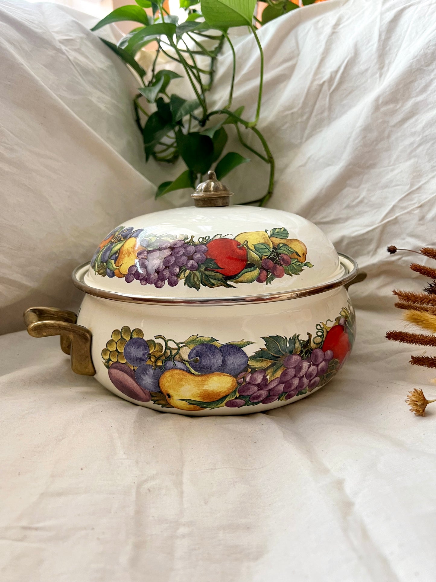 Enamelware Cornucopia Cook Pot w/ Brass Handles