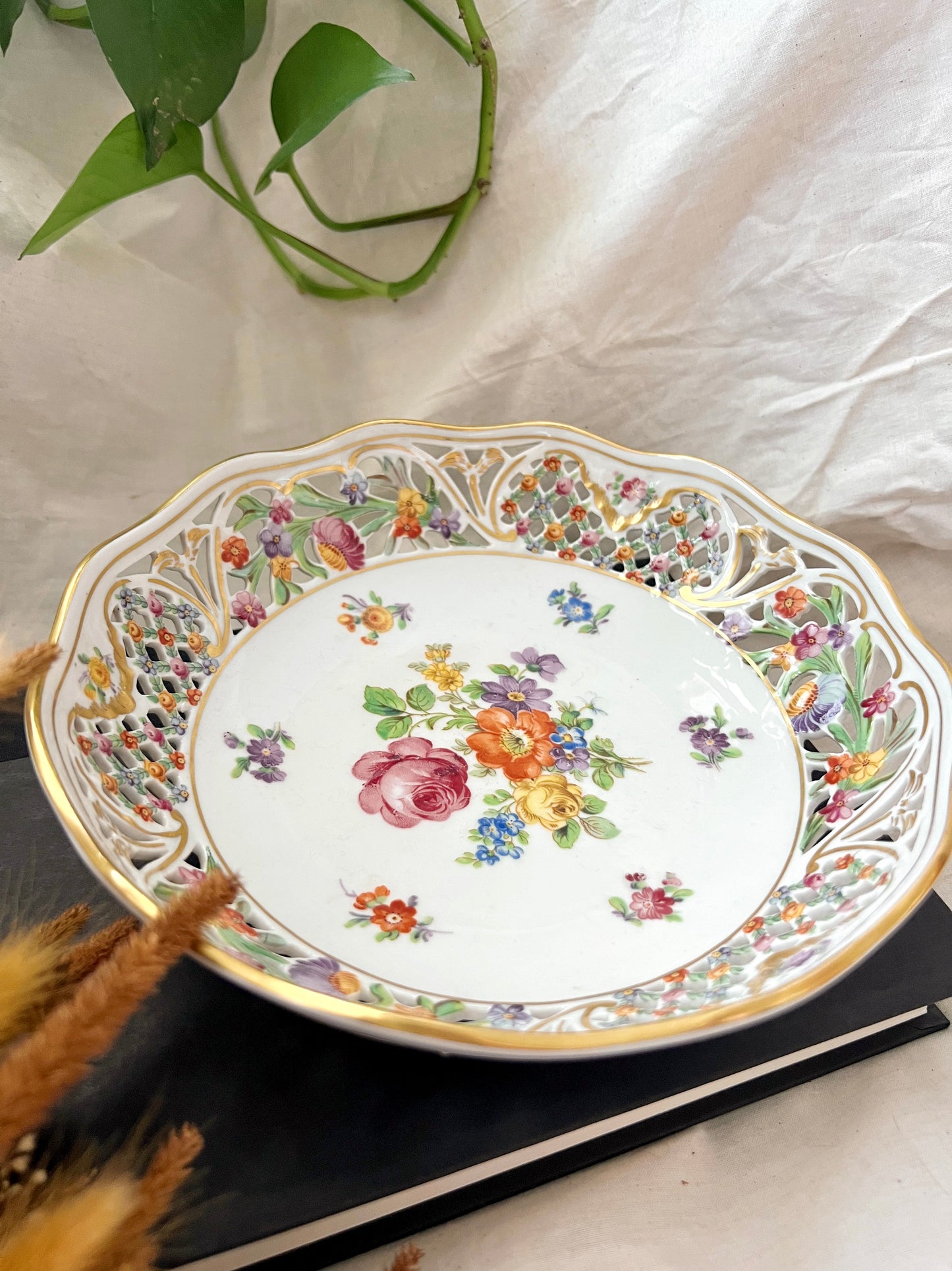 Schumann Bavaria Reticulated Porcelain Bowl